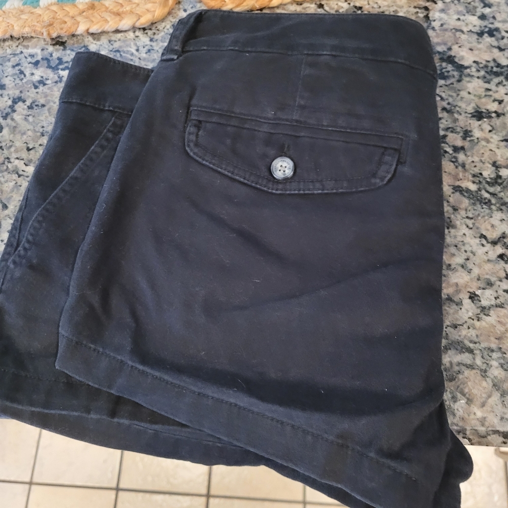 American eagle size 12 light black shorts
